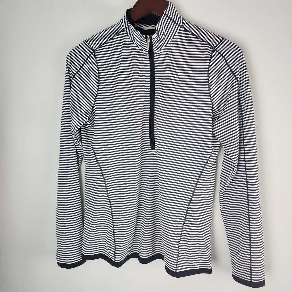 Cuter And Buck Drytec Women’s Black and White Quarter Zip Pop Over Size Small